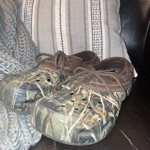 Croc islander Mens size 9